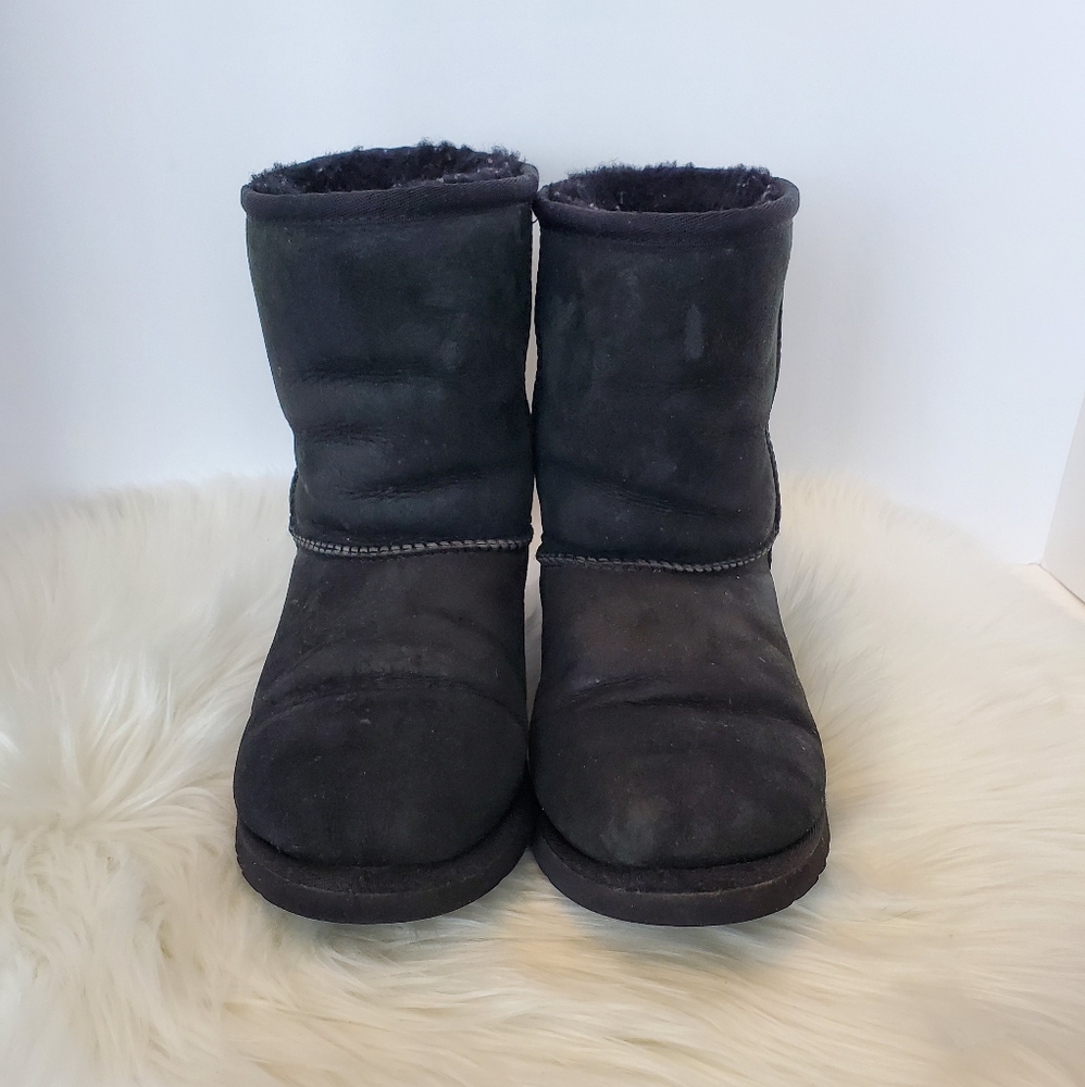 Uggs Classic Short Black Girls Size 3